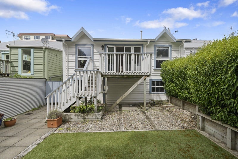 34 Aro Street, Aro Valley, Wellington - Carousel 12