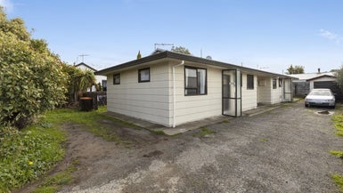 118A Cleghorn Street, Redwoodtown, Blenheim - Carousel 1