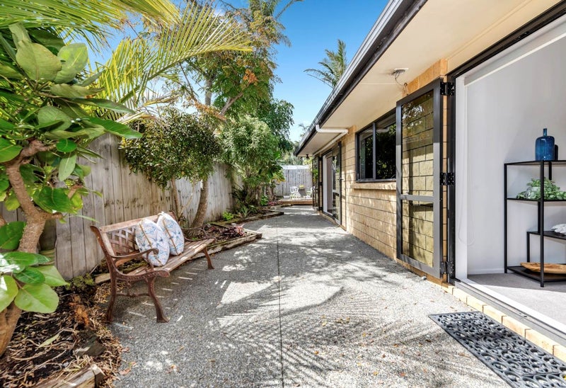 29 Araminta Place, Beachlands, Auckland - Carousel 15