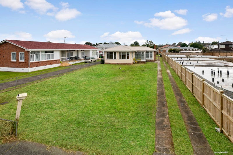 839 Manukau Road, Royal Oak, Auckland - Carousel 1