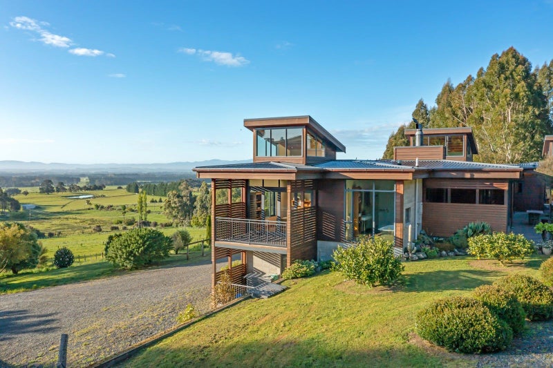 113 Bucks Road, Featherston - Carousel 1