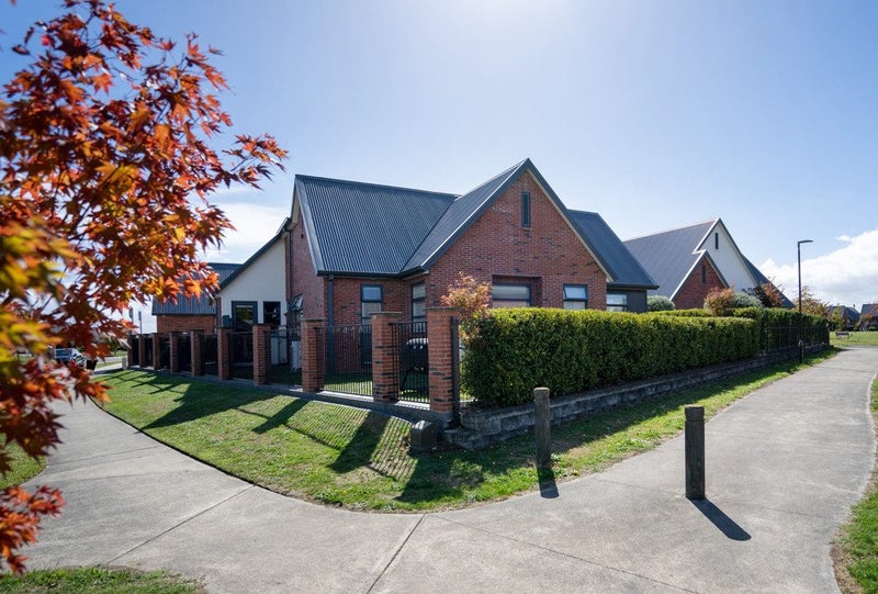 2/30 Jarrett Terrace, Leamington, Cambridge - Carousel 1