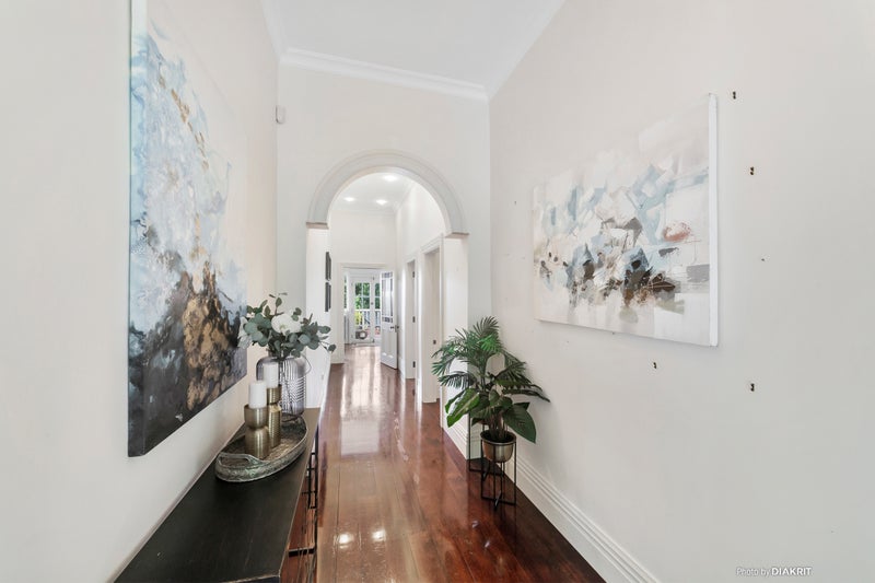 25 Plunket Street, Kelburn, Wellington - Carousel 2