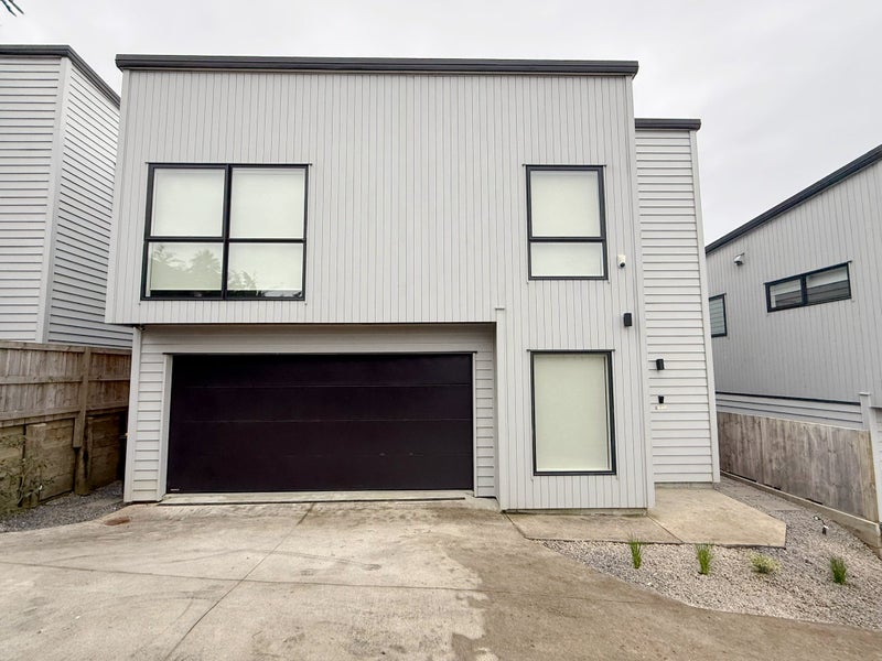 261C Glenfield Road, Hillcrest, Auckland - Carousel 2