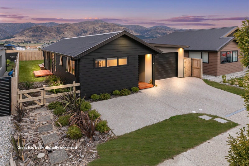 9 Waddell Street, LAKE HAWEA - Carousel 2