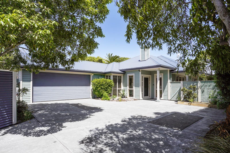 222 Estuary Road, South New Brighton, Christchurch - Carousel 1