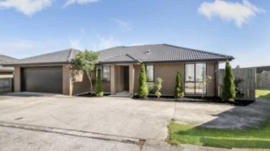 11 Reward Place, Mangere, Auckland - Carousel 1