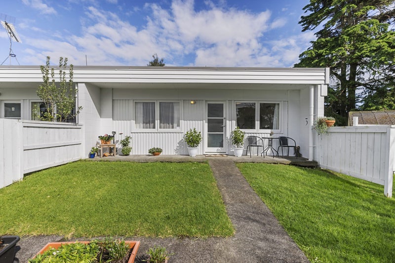 3/164 Beach Haven Road, Beach Haven, Auckland - Carousel 2