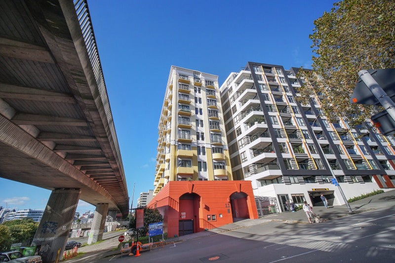 9F/11 Howe Street, Auckland Central, Auckland - Carousel 16