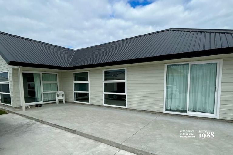 43A Field Street, Aramoho, Whanganui - Carousel 2