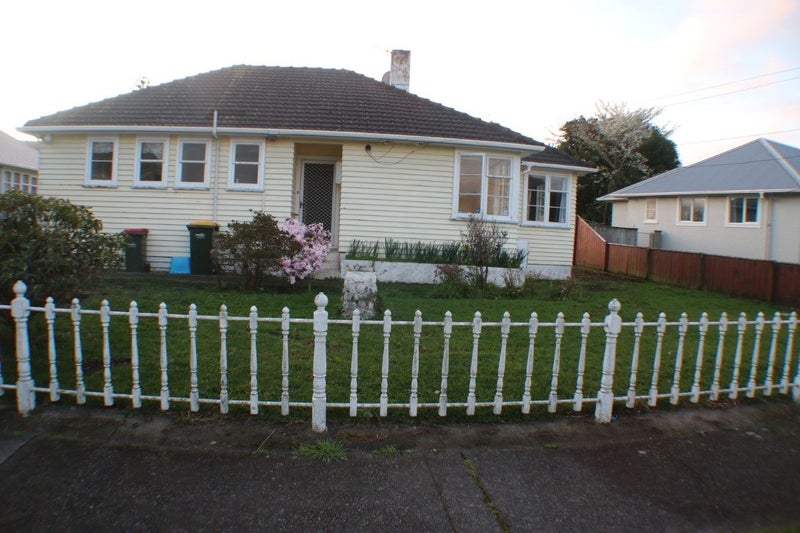 65 Reynolds Street, Taita, Lower Hutt - Carousel 1