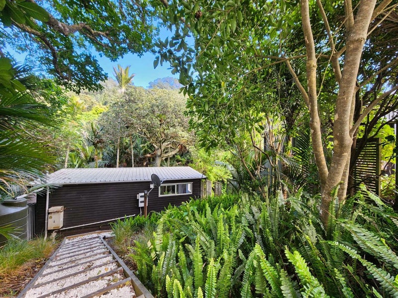 47 Glen Brook Road, Omiha, Waiheke Island - Carousel 1