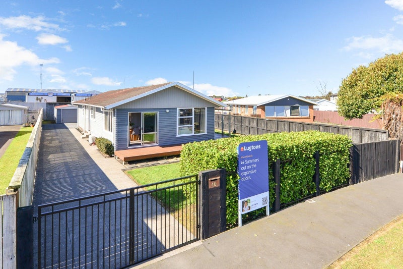 10 Lugton Street, Nawton, Hamilton - Carousel 2