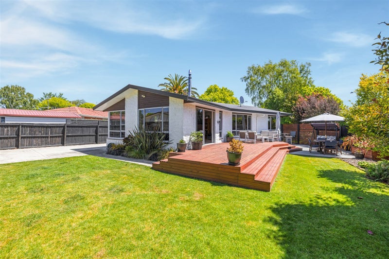 23 Clivedon Place, Redwood, Christchurch - Carousel 1