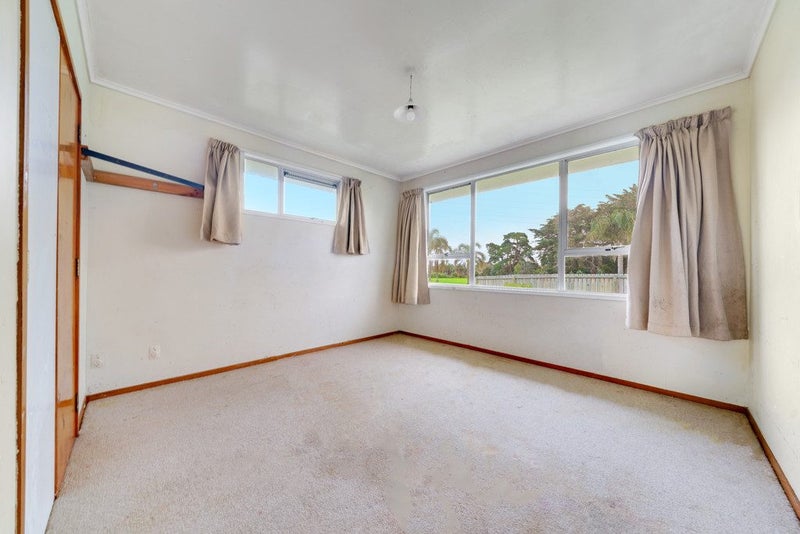 19 Carey Place, Otara, Auckland - Carousel 2