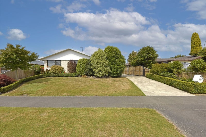 11 Dalrye Place, Ilam, Christchurch - Carousel 1