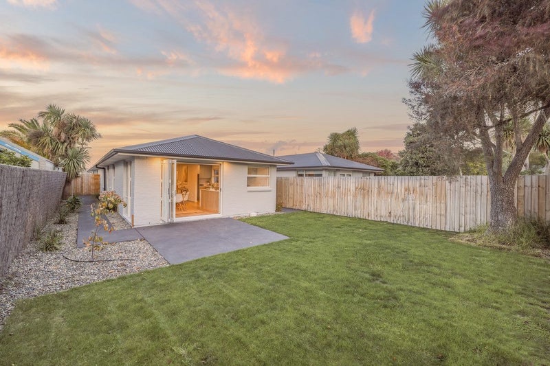 2/47 Beachville Road, Redcliffs, Christchurch - Carousel 2