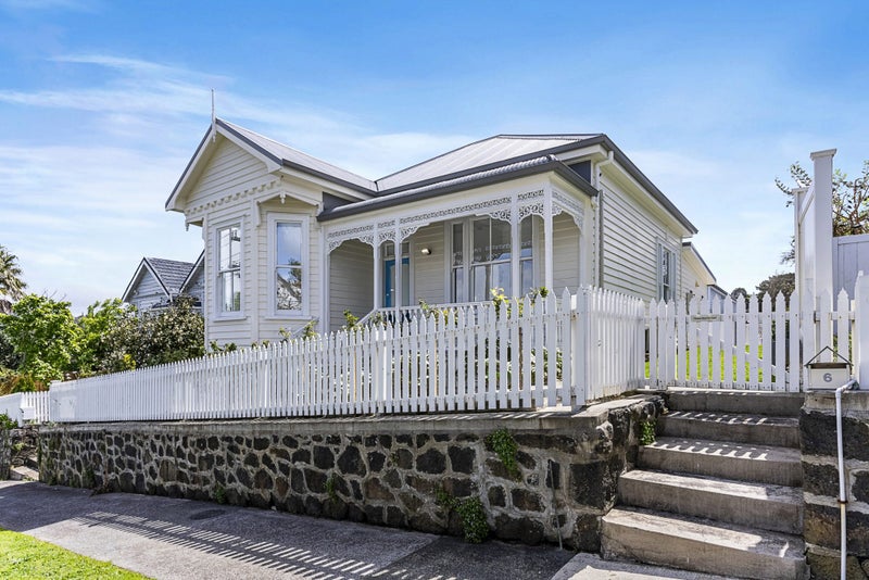 6 Arthur Street, Onehunga, Auckland - Carousel 1