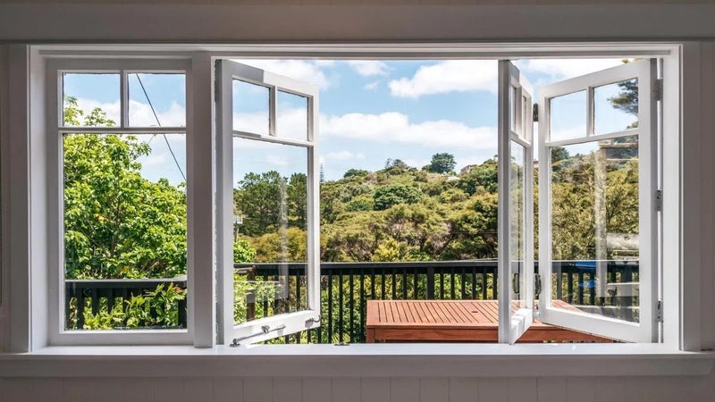 14 Hekerua Road, Oneroa, Waiheke Island - Carousel 2