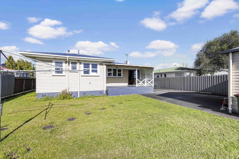 23 Powells Road, Fairview Downs, Hamilton - Carousel 2