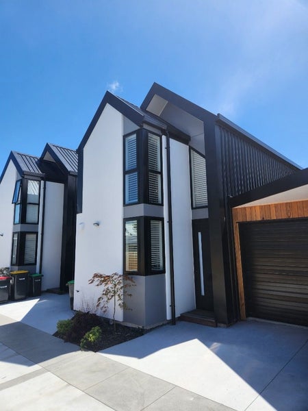2/463 Madras Street, St Albans, Christchurch - Carousel 1