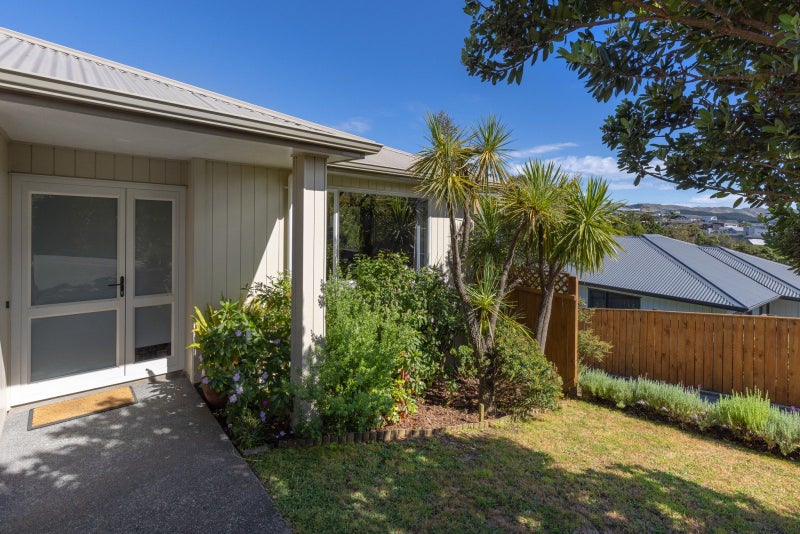 47 Saint Ives Drive, Camborne, Porirua - Carousel 2