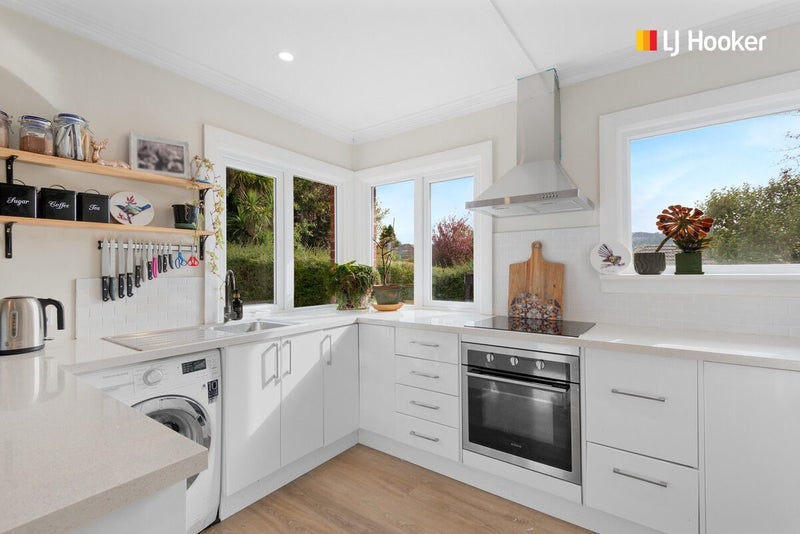 8 Corbett Street, Green Island, Dunedin - Carousel 2