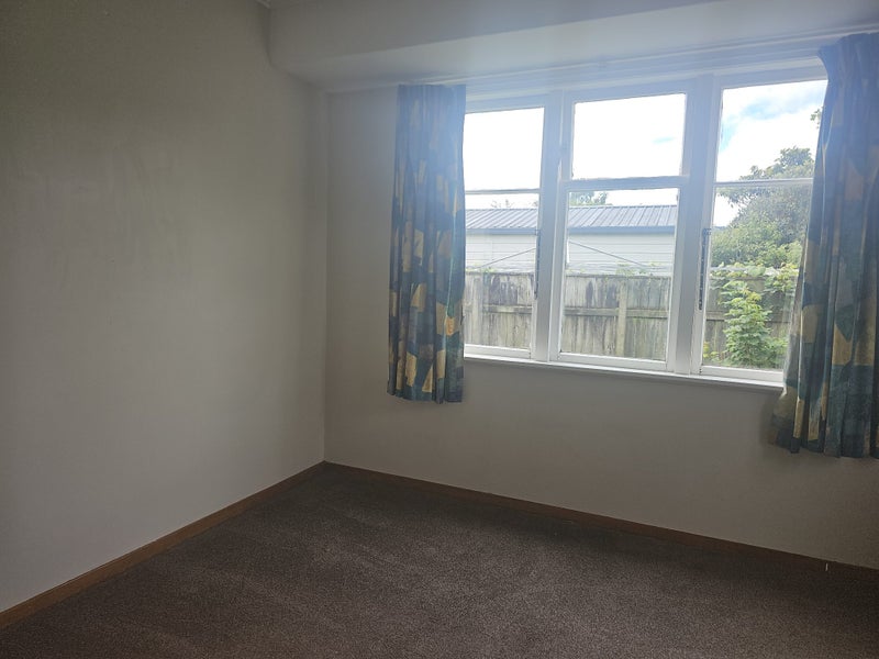 14A MacLean Street, Wallaceville, Upper Hutt - Carousel 9