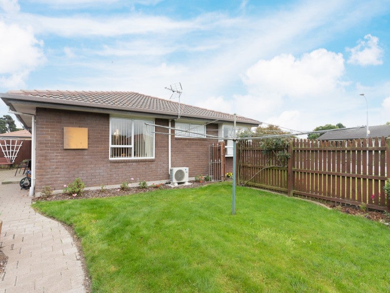 1/1 Glenbyre Place, Bromley, Christchurch - Carousel 13