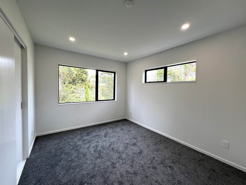 5/16 Reynella Drive, Massey, Auckland - Carousel 15