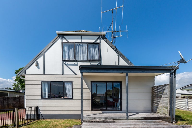 4 Charles Street, Bellevue, Tauranga - Carousel 2