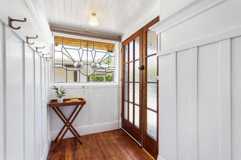 1/40 Windermere Road, Papanui, Christchurch - Carousel 2