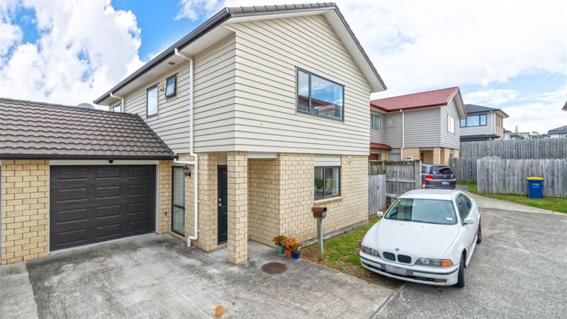 12 Tavua Lane, Ranui, Auckland - Carousel 1