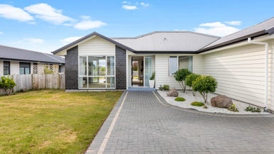 10 Kara Place, Wharewaka, Taupo - Carousel 1