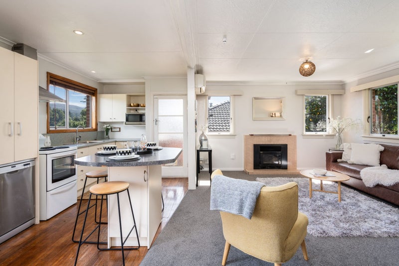 43 Hocken Street, Kenmure, Dunedin - Carousel 1