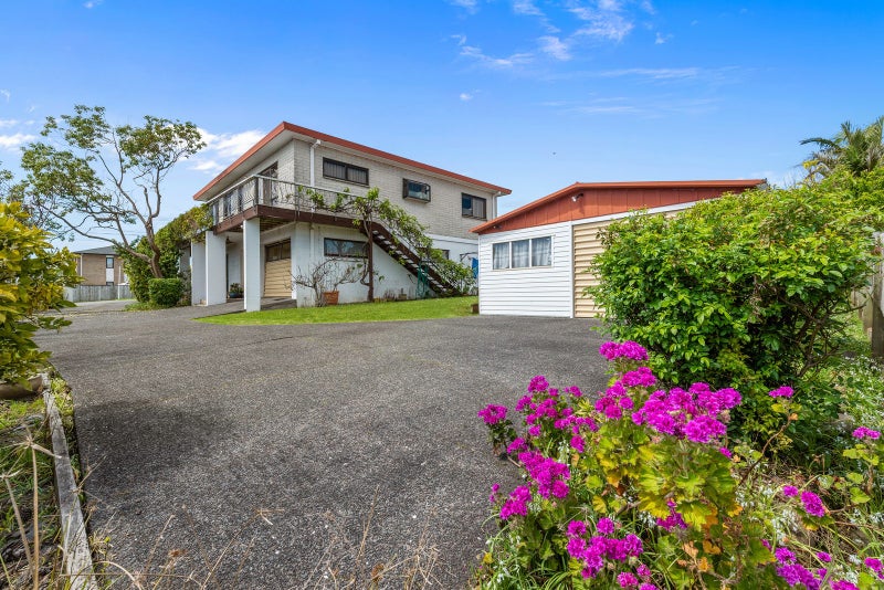 80 Deep Creek Road, Torbay, Auckland - Carousel 2
