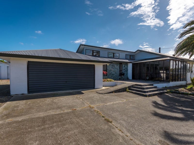 20 Allan Street, Waimate, Waimate - Carousel 1