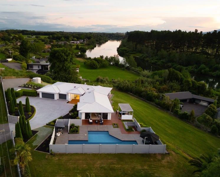 2227 River Road, Horsham Downs - Carousel 36