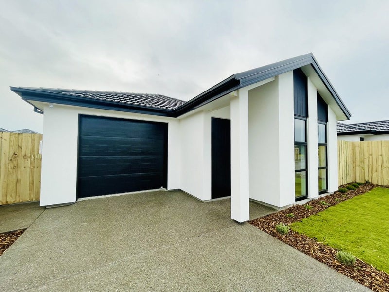 9 Oakvale Lane, Halswell, Christchurch - Carousel 1