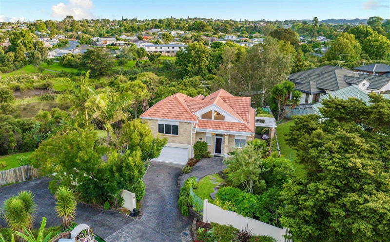 31 Jubaea Place, Henderson, Auckland - Carousel 2
