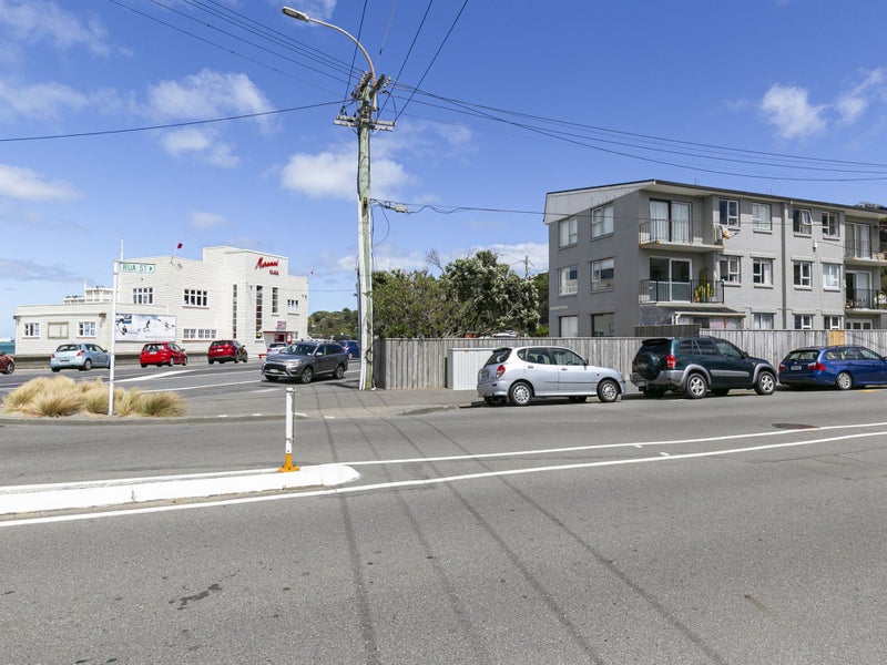 1/102 Lyall Parade, Lyall Bay, Wellington - Carousel 2