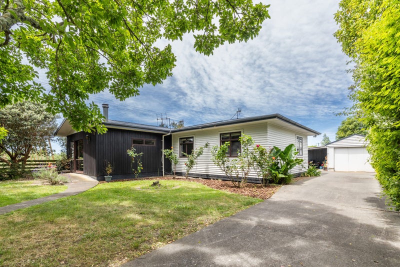 988 Norton Road, Longlands, Hastings - Carousel 1
