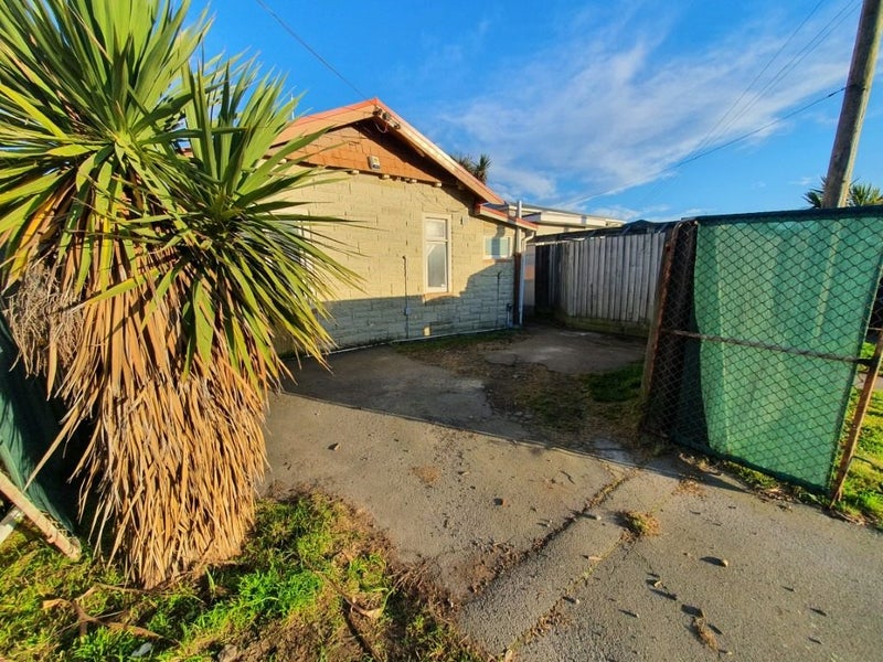 25 Marine Parade, North New Brighton, Christchurch - Carousel 1