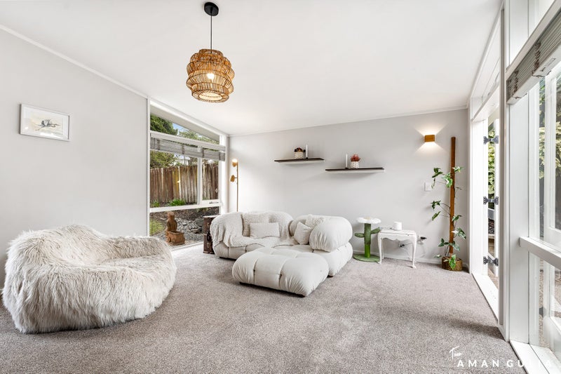 4 Gladys Avenue, Glenfield, Auckland - Carousel 2