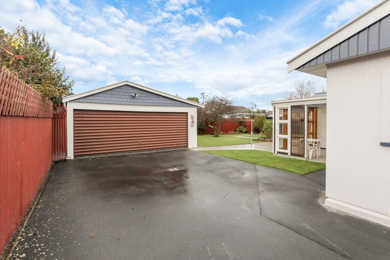 17 Sandwich Road, Beckenham, Christchurch - Carousel 22