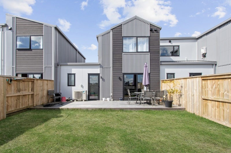 8 Gecko Lane, Hamilton Lake, Hamilton - Carousel 2