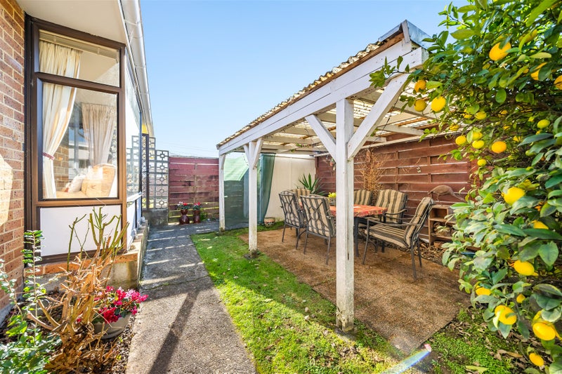 4/27 Exchange Street, Ebdentown, Upper Hutt - Carousel 2
