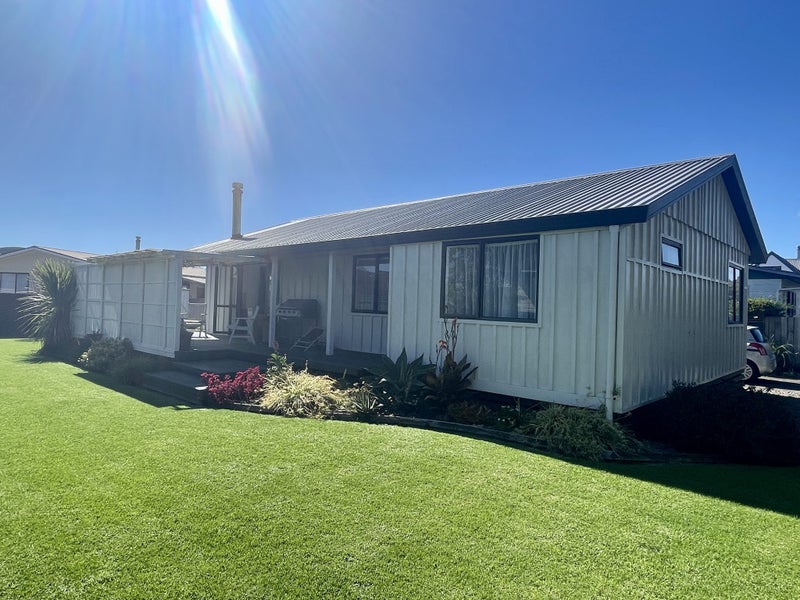 29 Totara Street, Edgecumbe, Edgecumbe - Carousel 1