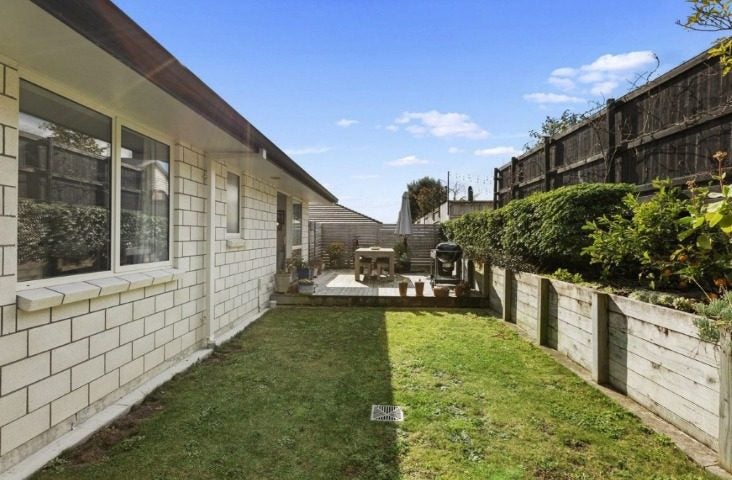 24 Benmore Crescent, Pyes Pa, Tauranga - Carousel 14