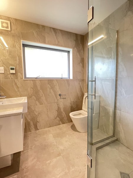 89A Stanley Road, Glenfield, Auckland - Carousel 8